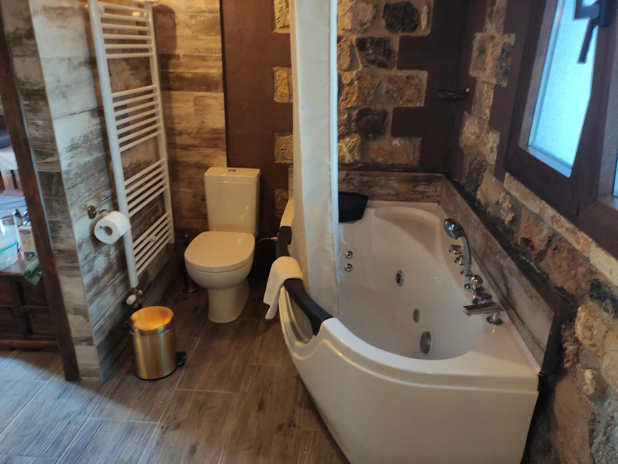 Oneiropagidasuites Kalavryta Habitación foto