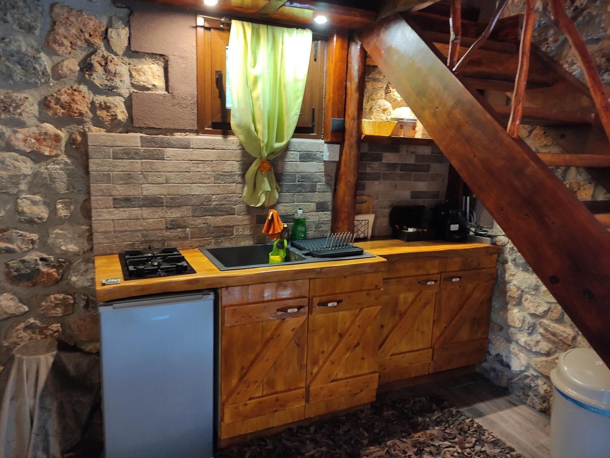 Oneiropagidasuites Kalavryta Habitación foto